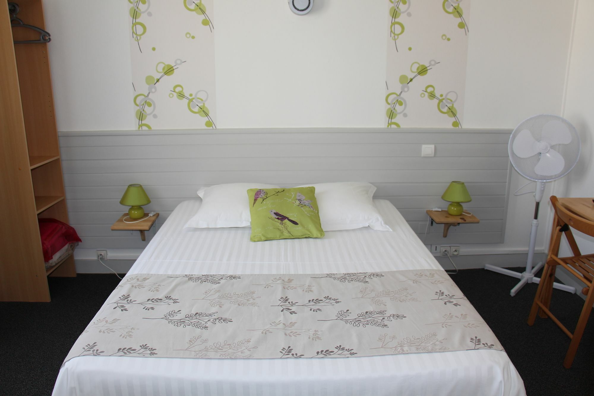 Hotel D'Orleans Angouleme Bagian luar foto
