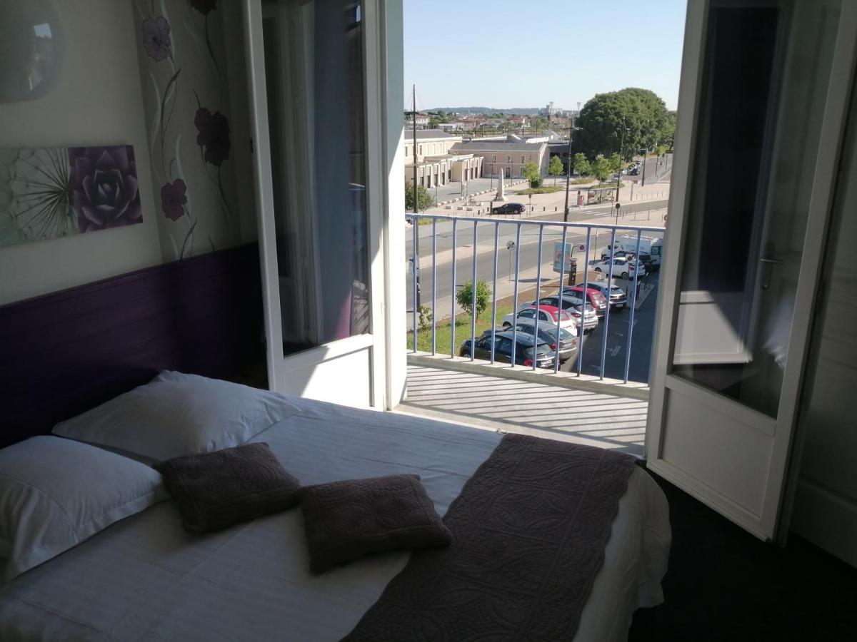 Hotel D'Orleans Angouleme Bagian luar foto