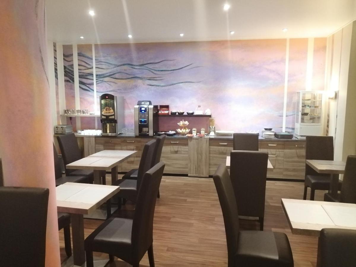 Hotel D'Orleans Angouleme Bagian luar foto